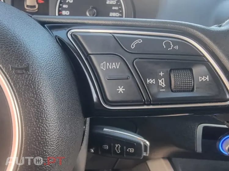 Audi Q2 1.6 TDI Design S tronic