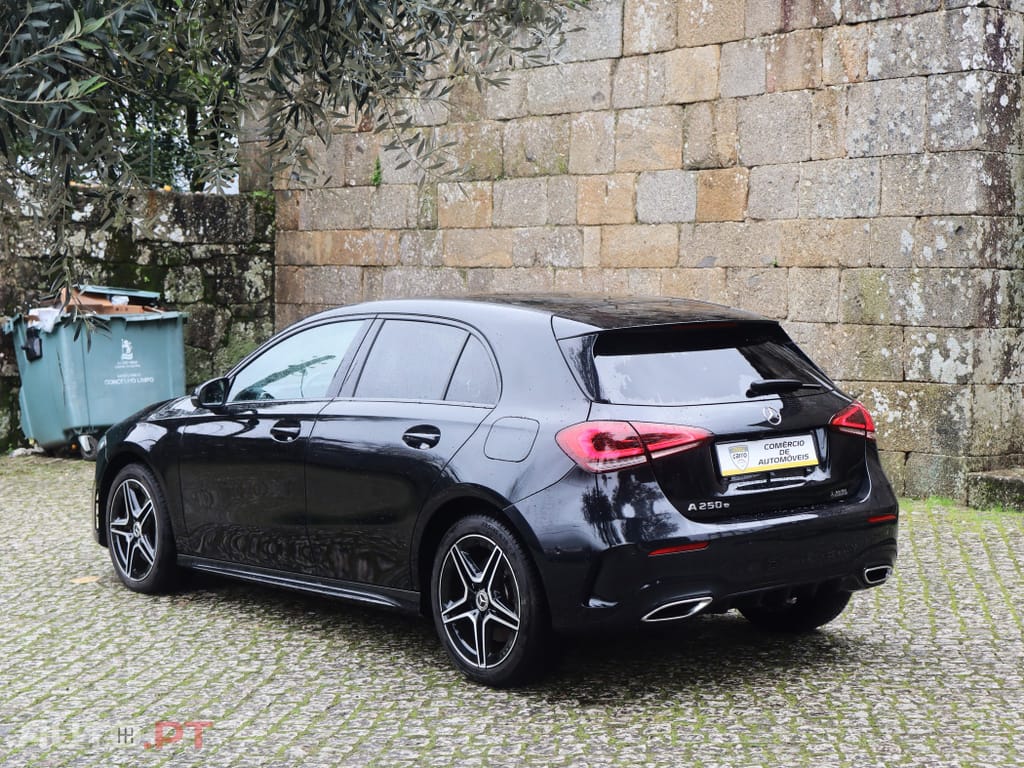 Mercedes-Benz A 250 e AMG Line