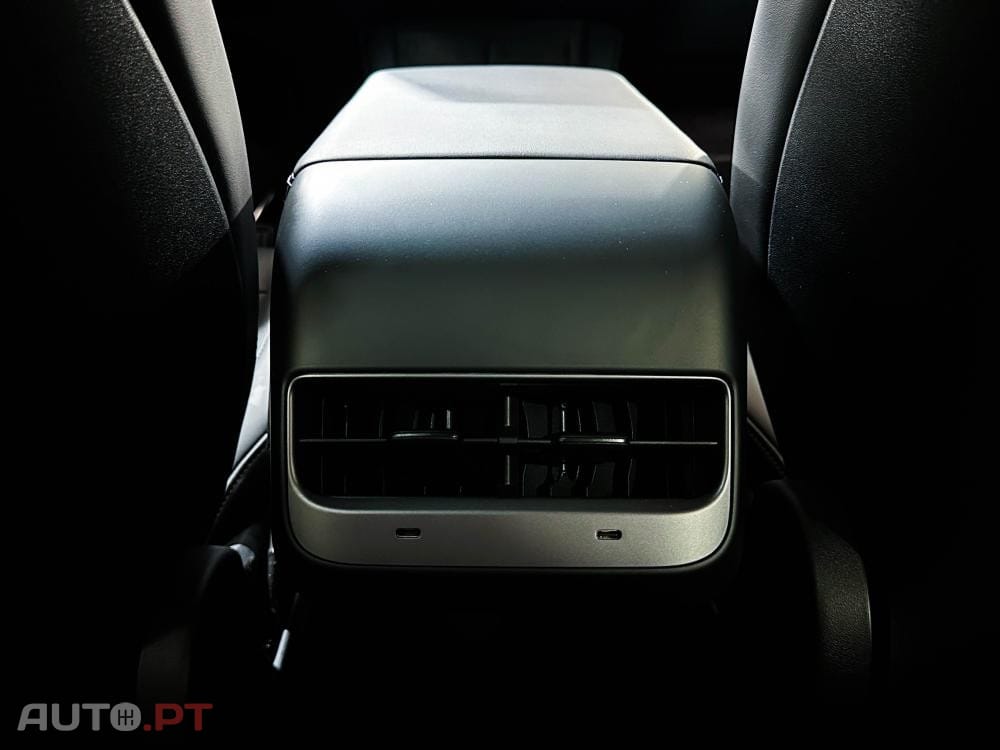Tesla Model Y Standard