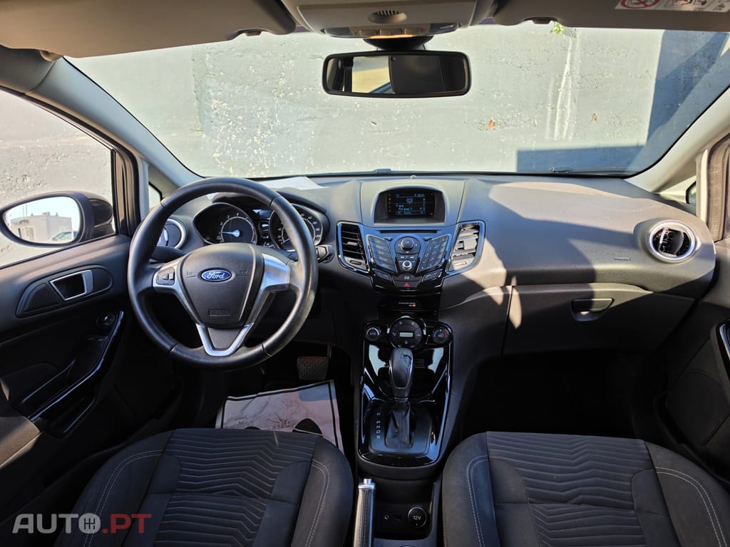 Ford Fiesta 1.0 T EcoBoost Titanium PowerShift