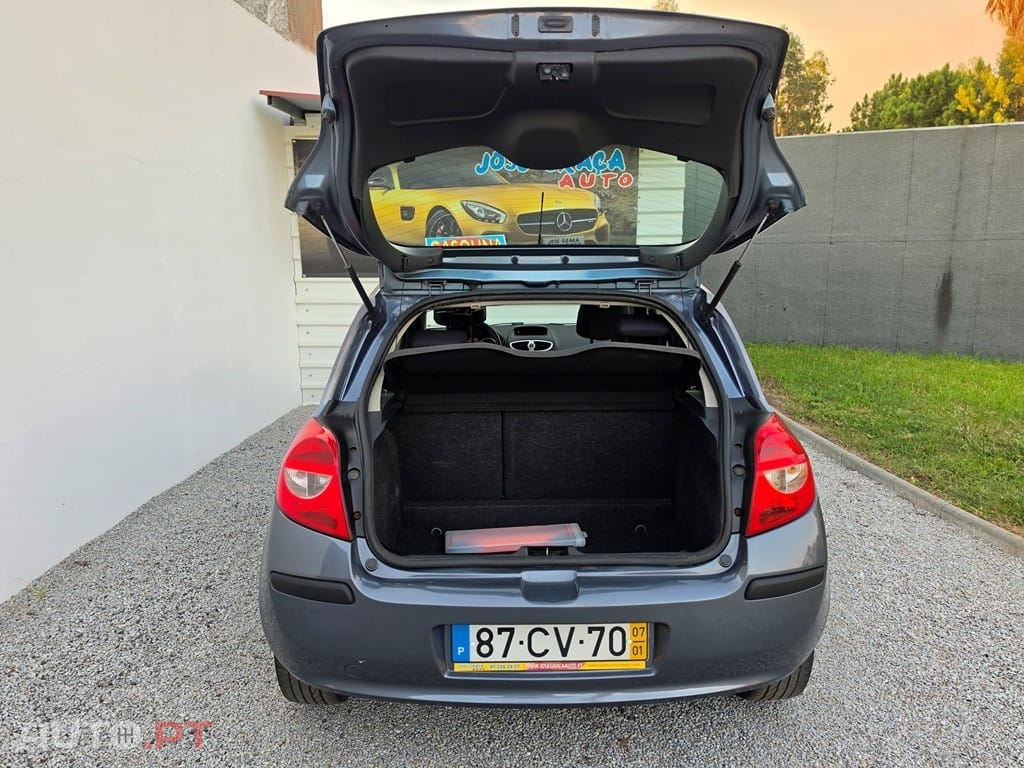 Renault Clio 1.2 16V Confort