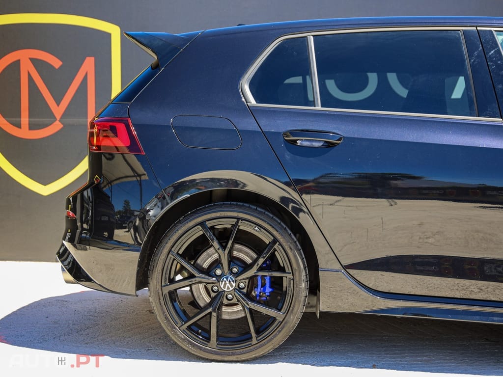 Volkswagen Golf 2.0 TSI R DSG