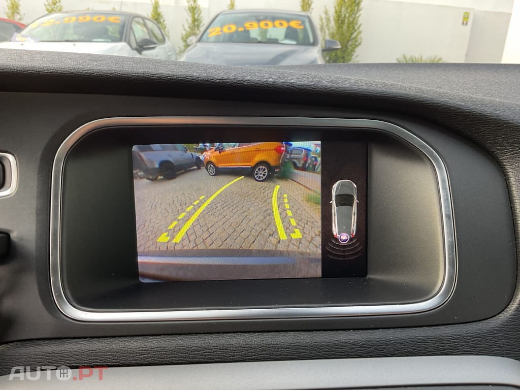 Volvo V40 2.0 D2 Momentum Geartronic