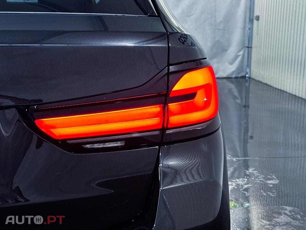 BMW 530 e Pack Desportivo M