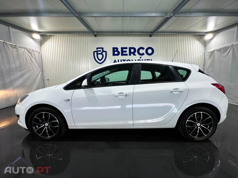 Opel Astra 1.6 CDTI Cosmo S/S J18