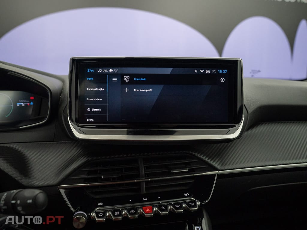 Peugeot 2008 1.2 Hybrid Allure e-DCS6