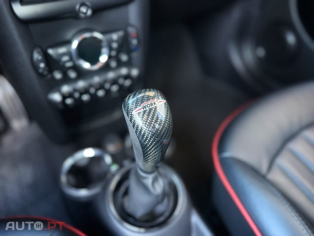 MINI Cooper John Cooper Works