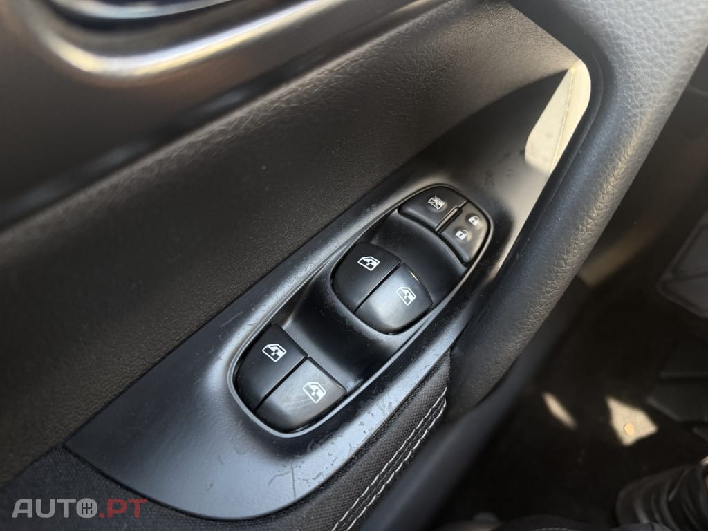 Nissan Qashqai 1.5 dCi 360 — fotografia 22