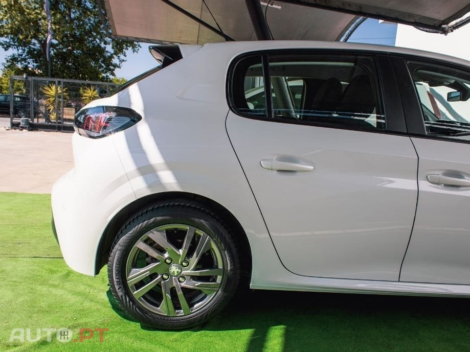 Peugeot 208 1.2 PureTech