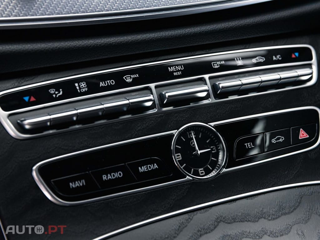 Mercedes-Benz E 300 De Avantgarde