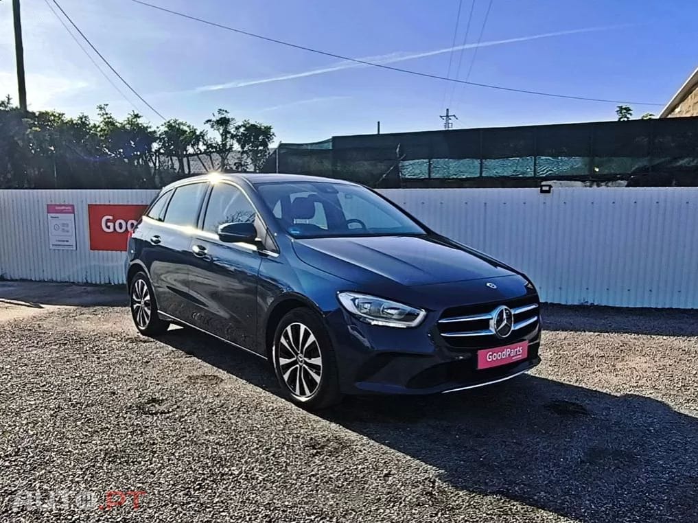 Mercedes-Benz B 250 e 8G-DCT Style