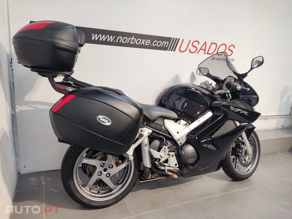 Honda VFR 800
