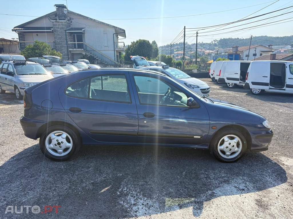 Renault Mégane 1.4 Symbol