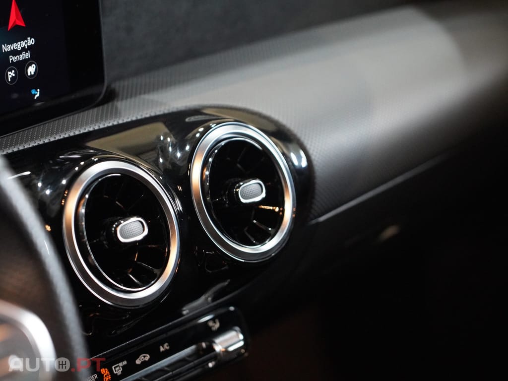Mercedes-Benz A 180 d AMG Line