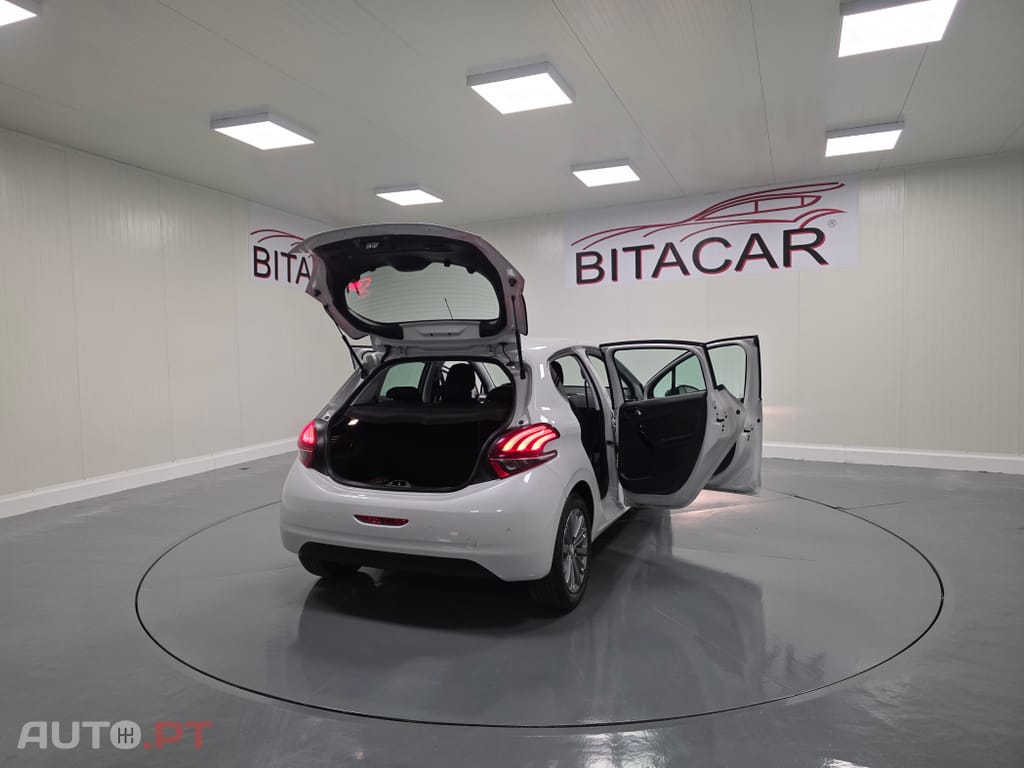 Peugeot 208 1.6 BlueHDi Allure