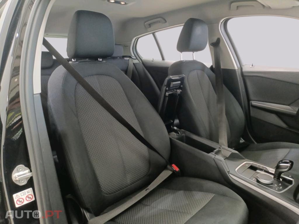 BMW 116 D ADVANTAGE