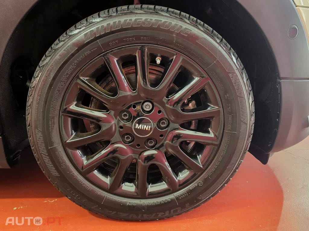 MINI Clubman One D 4Business Nav — fotografia 15