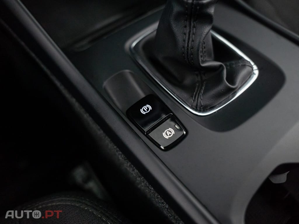 Volvo XC40 1.5 T2 Momentum Core