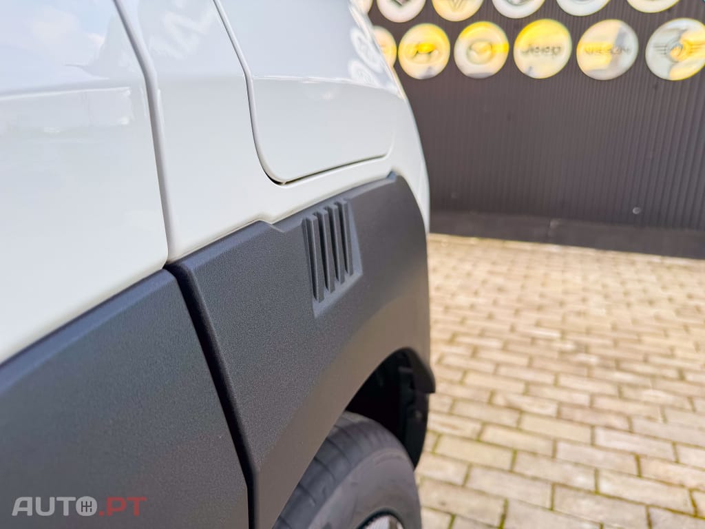 Fiat Grande Panda 1.2 Hybrid La Prima eDCT