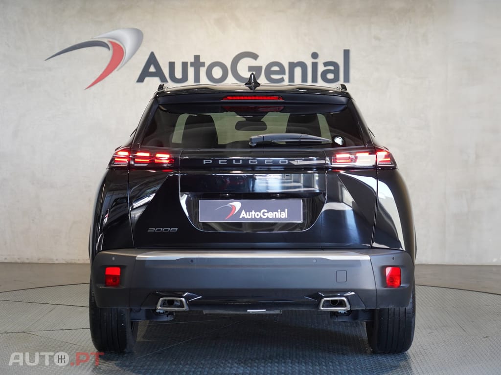 Peugeot 2008 1.2 PureTech Allure EAT8