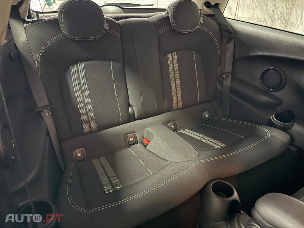 MINI Cooper SE Camden Edition