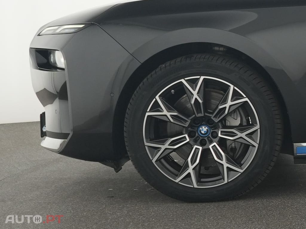 BMW i7 Pure Excellence