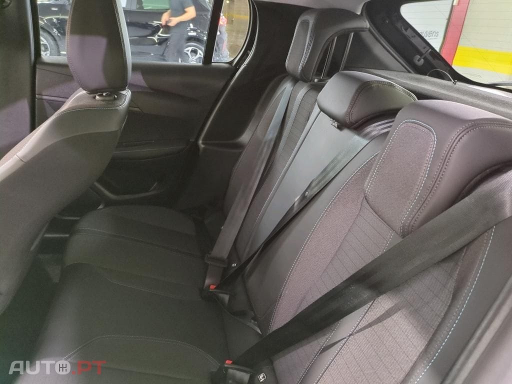 Peugeot 208 1.2 PureTech Allure Pack