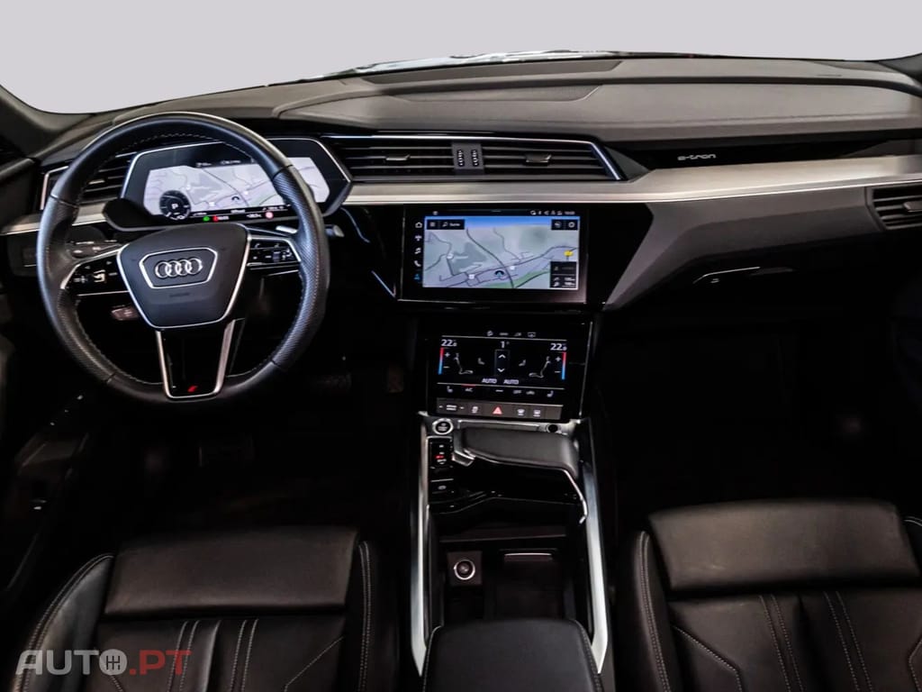Audi E-Tron I.V.A DEDUTÍVEL 50 S LINE