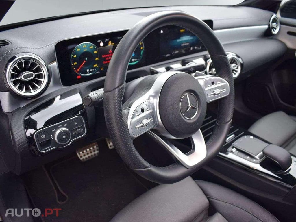 Mercedes-Benz A 250 AMG Night 