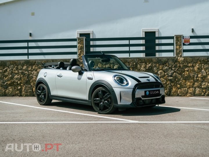 MINI Cabrio Cooper S Auto