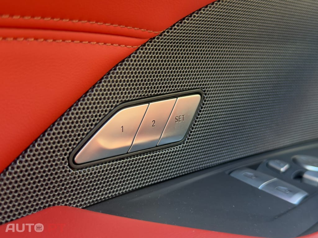 BMW M4 X-DRIVE CARBONO