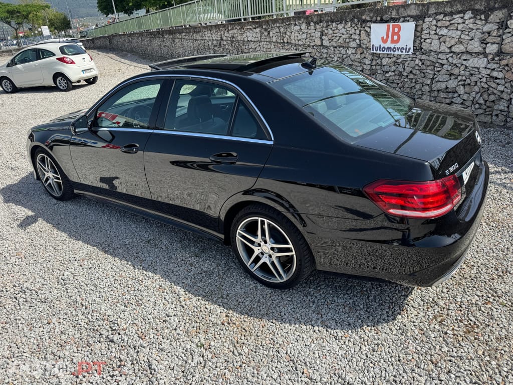 Mercedes-Benz E 300 Bluetec Hybrid Avantgarde