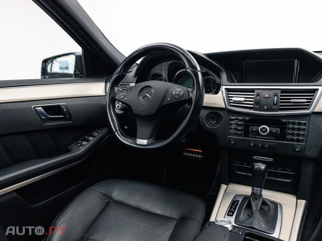 Mercedes-Benz E 250 BlueTEC Avantgarde Auto