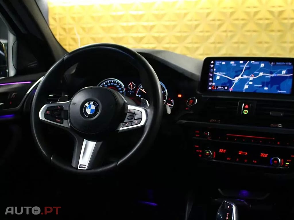 BMW X4 20 d xDrive Pack M Auto — fotografia 16