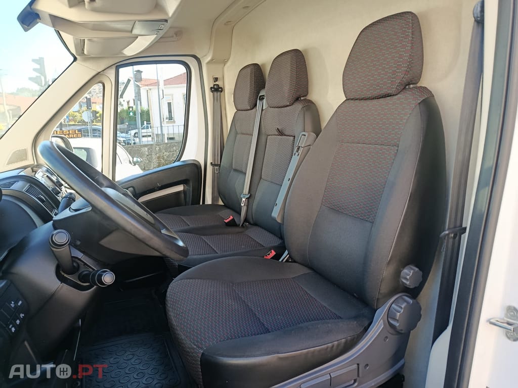 Peugeot Boxer 2.2 BlueHDI 120cv L2H2