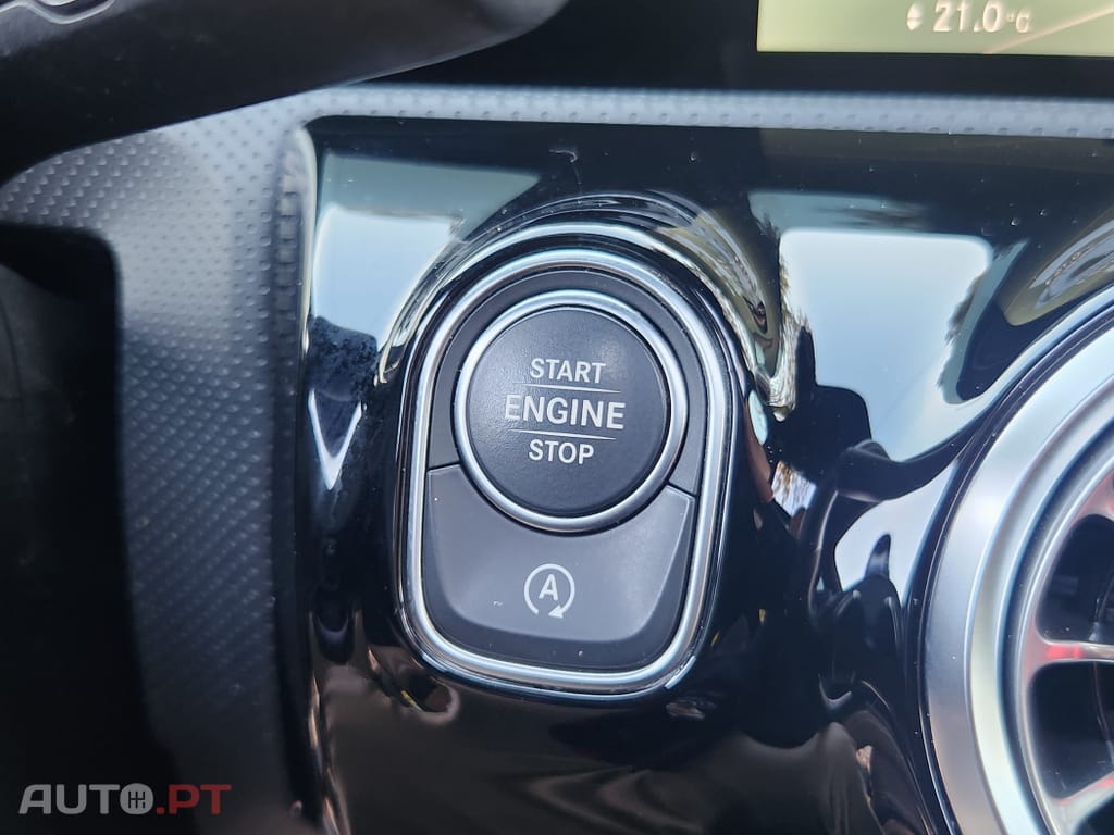 Mercedes-Benz CLA 200 d Shooting Brake 8G-DCT AMG Line