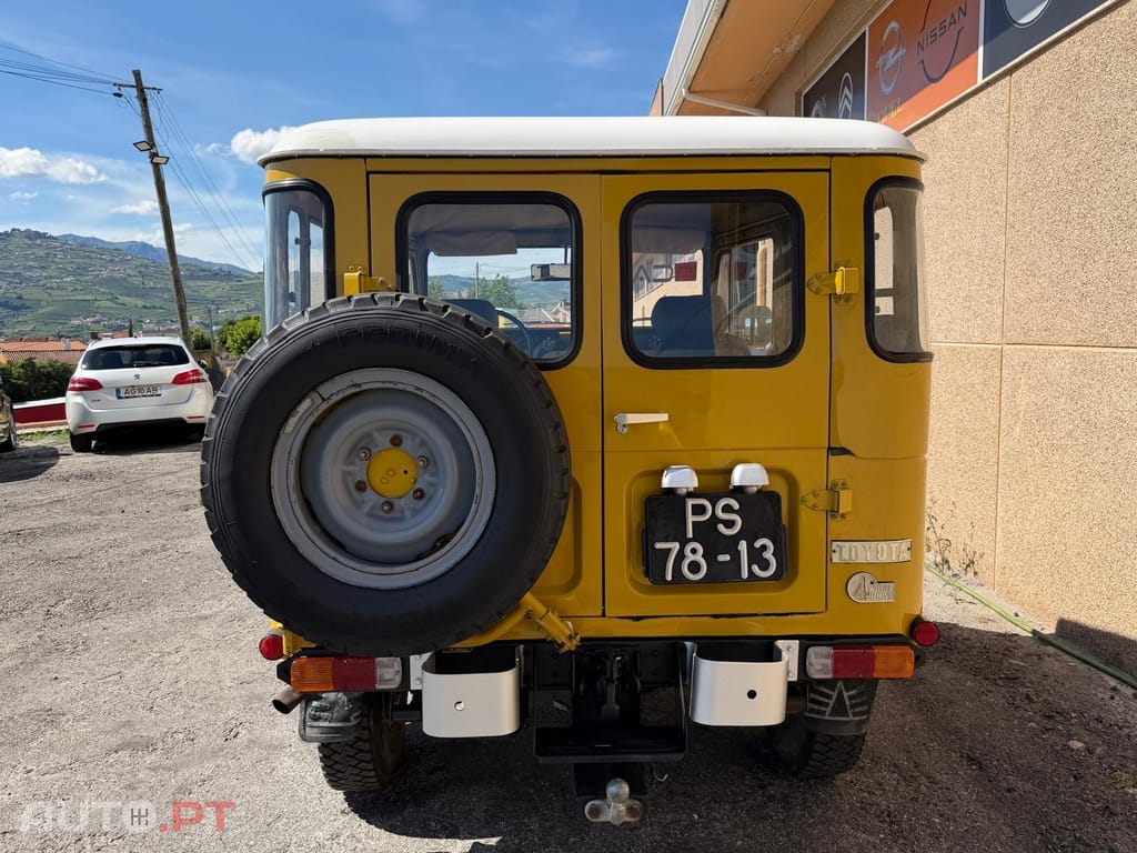 Toyota Land Cruiser BJ40