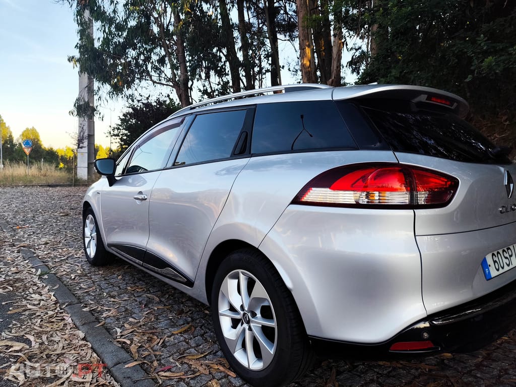 Renault Clio Sport Tourer Limited