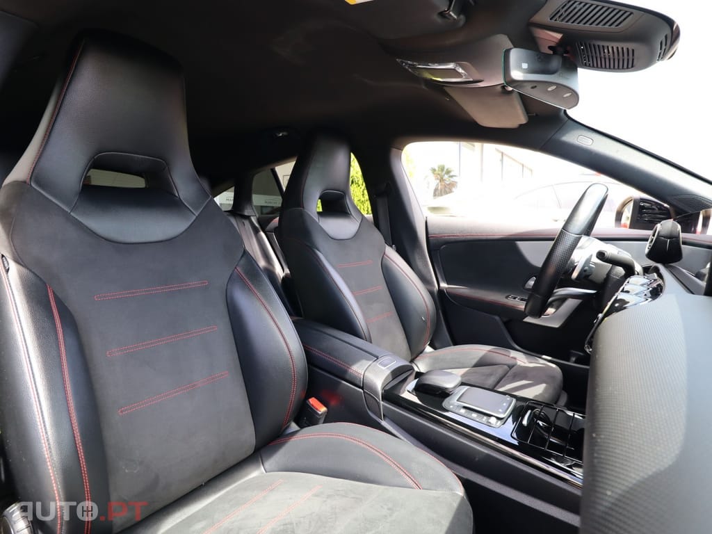 Mercedes-Benz CLA 250 e AMG