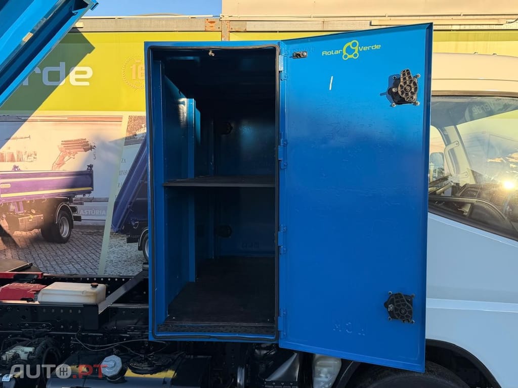 Mitsubishi Canter BASCULA