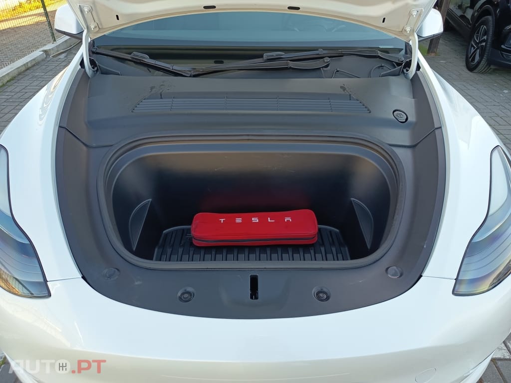 Tesla Model Y Tração Traseira