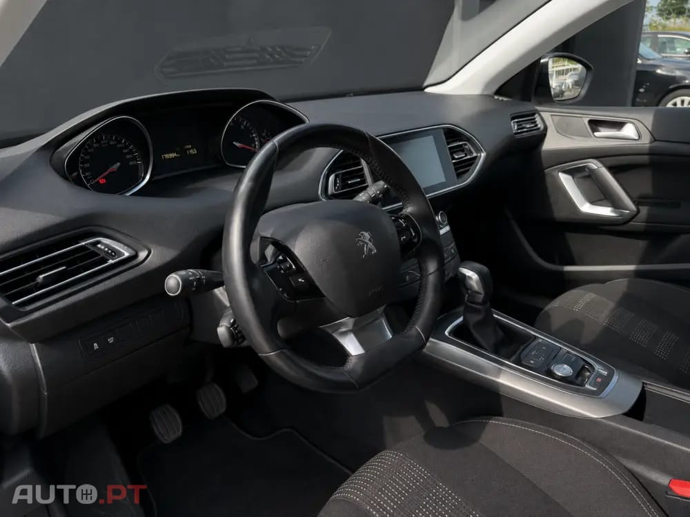 Peugeot 308 SW BlueHDi 120 EAT6 Stop & Start Allure