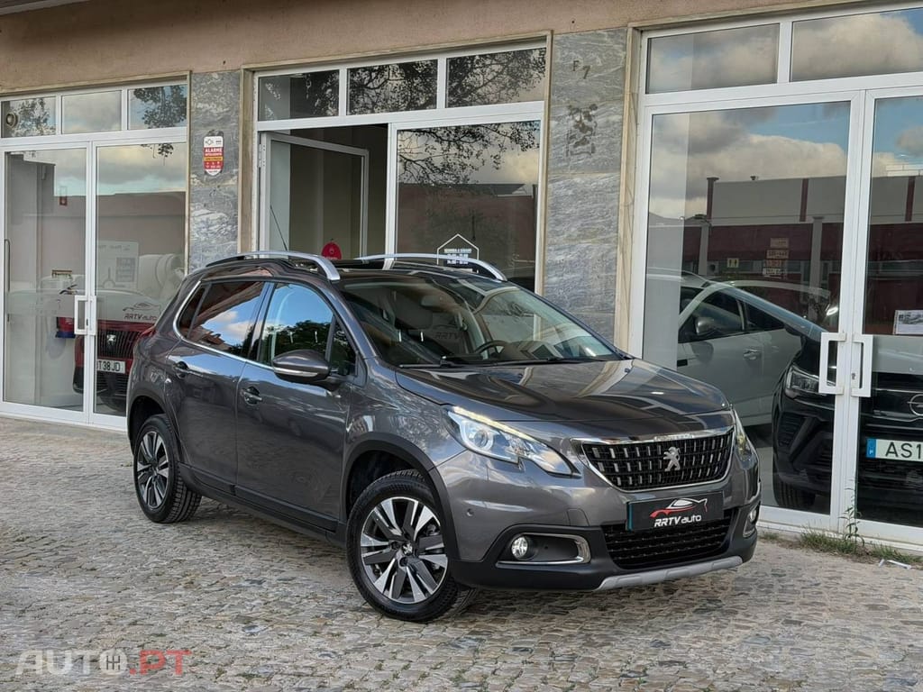 Peugeot 2008 1.2 PureTech Allure