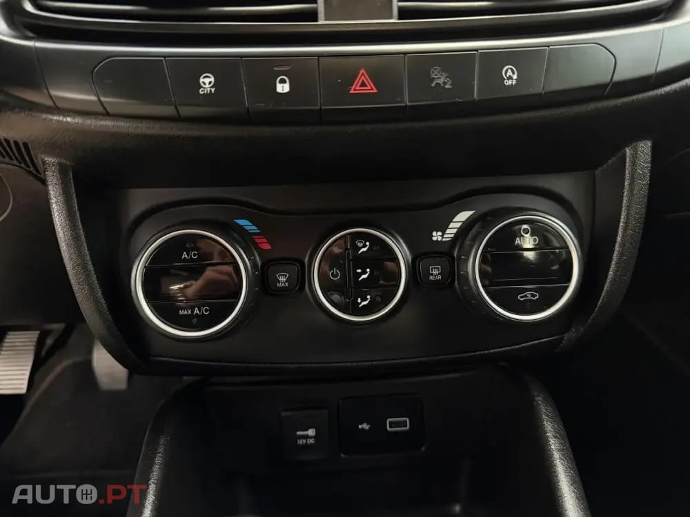 Fiat Tipo Outro