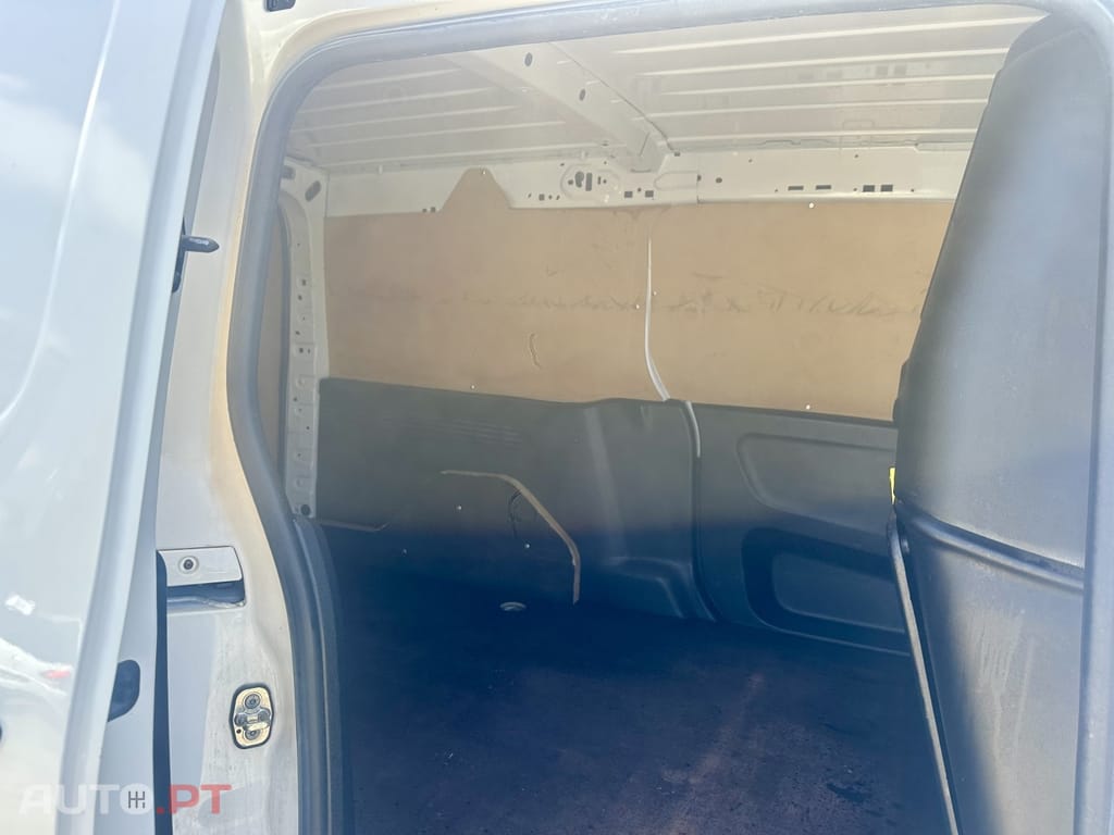 Peugeot Partner 1.5 BlueHDi Pemium Longa