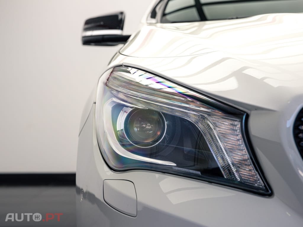 Mercedes-Benz CLA 200 (CDI) d Orange Art Edition