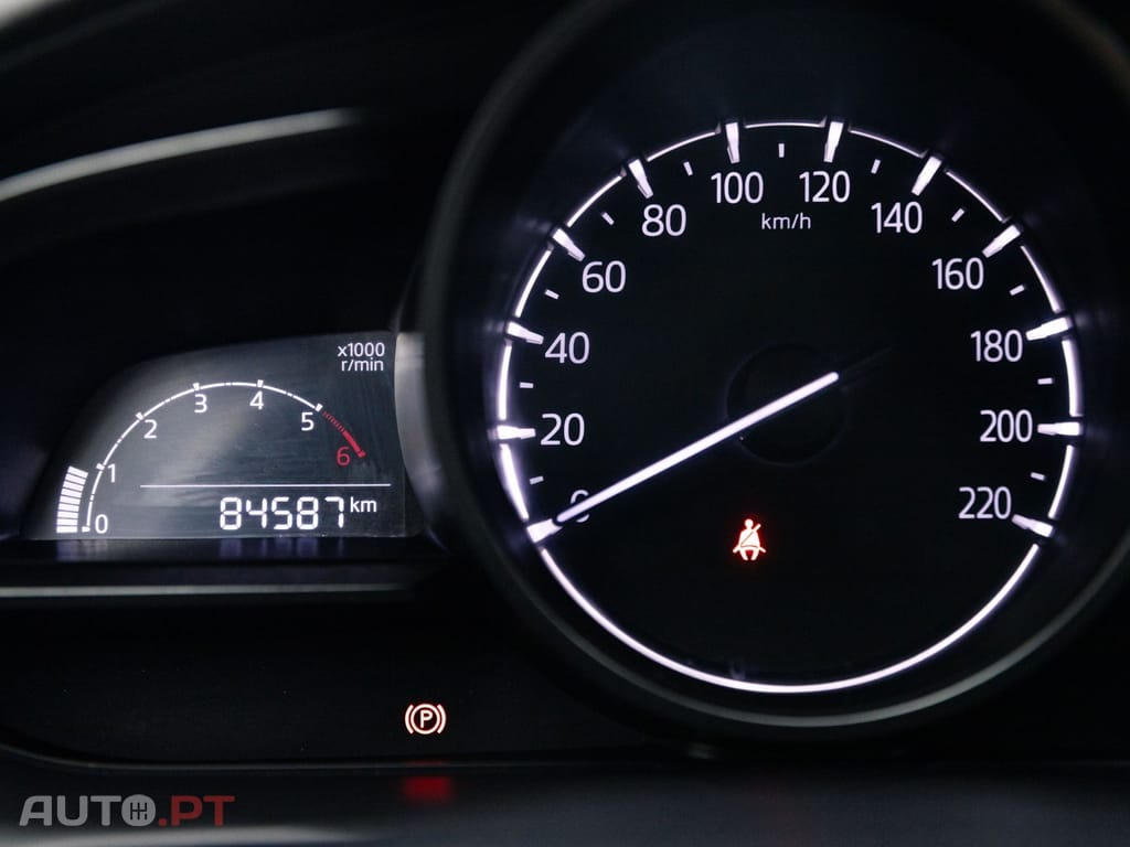 Mazda CX-3 1.8 Sky.Advance Navi