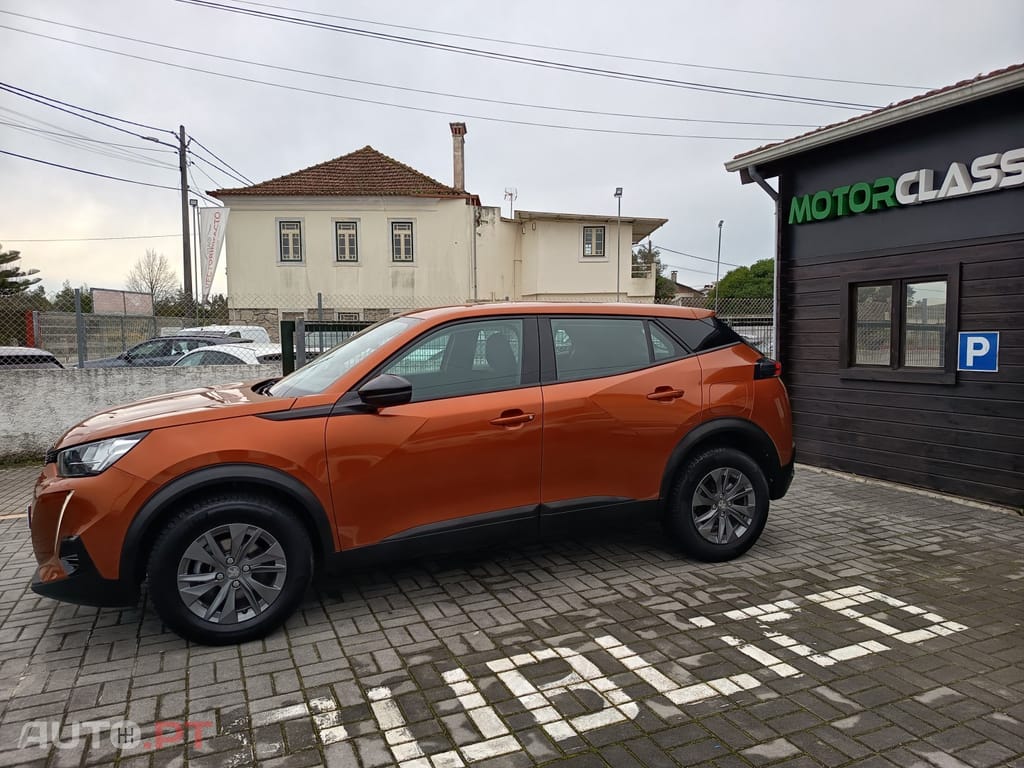 Peugeot 2008 1.2 PureTech Active Pack