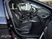 Peugeot 2008 1.2 PureTech Style