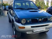 Nissan Terrano II 2.7 TDI SE 7 lugares